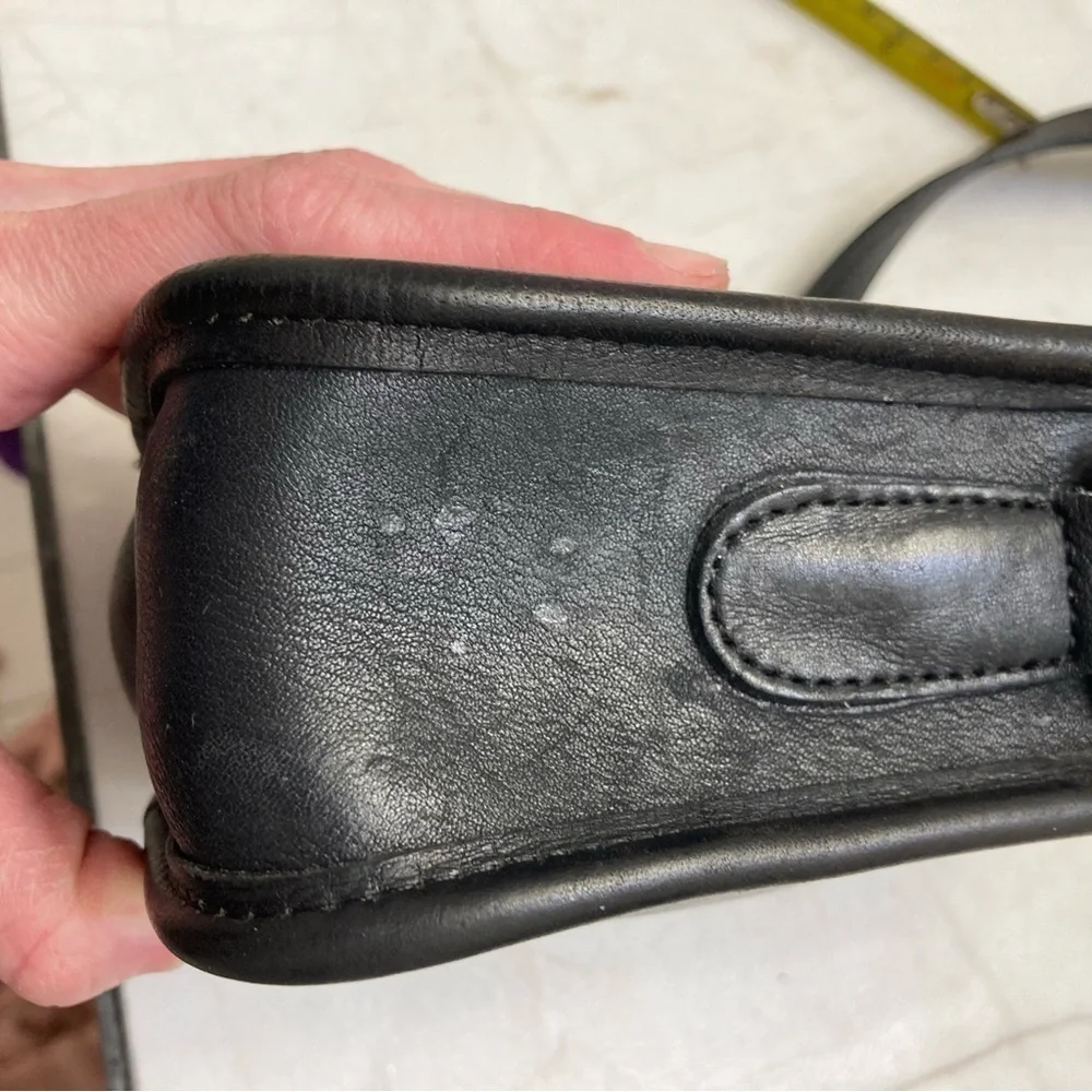 Coach 9973 vintage black leather camera crossbody bag unisex